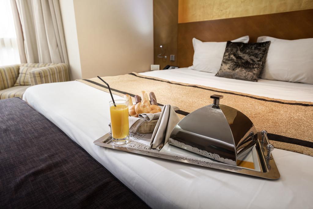 The Dostyk Otel 5*
